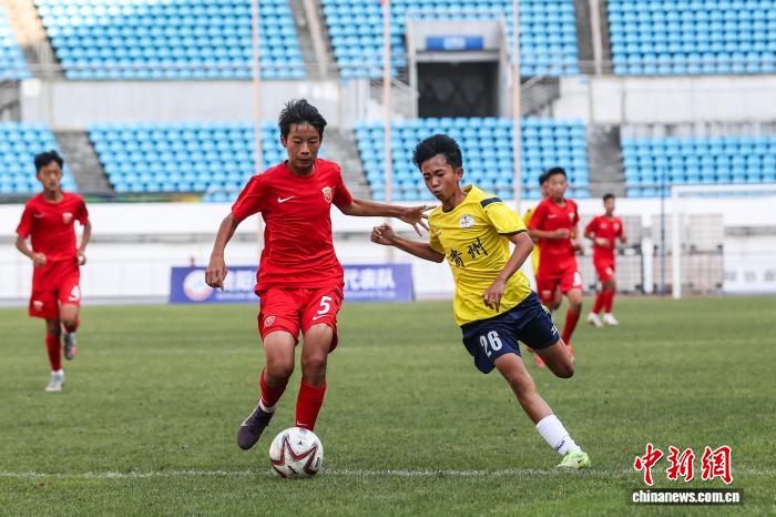 2025贵州星火杯国际少年足球赛落幕 贵州队力克海