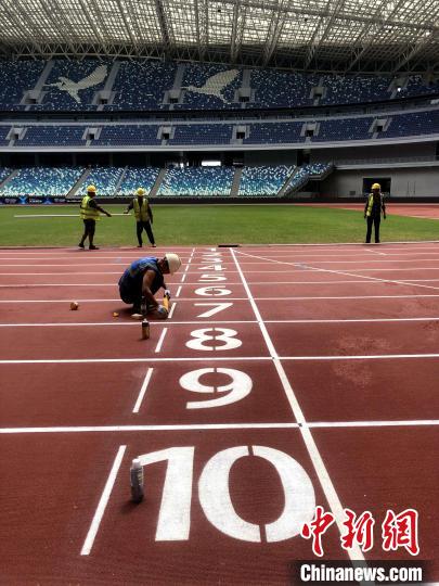 厦门白鹭体育场迎钻石联赛首秀 可转换看台助力