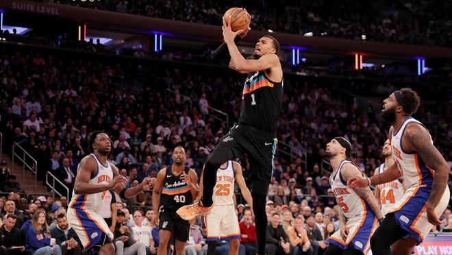 名宿质疑文班亚马赢球后哭泣行为引发舆论争议