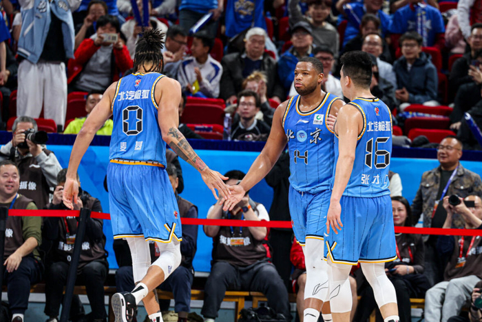 北京队杰曼陈盈骏联手逆转南京队，末节发力锁