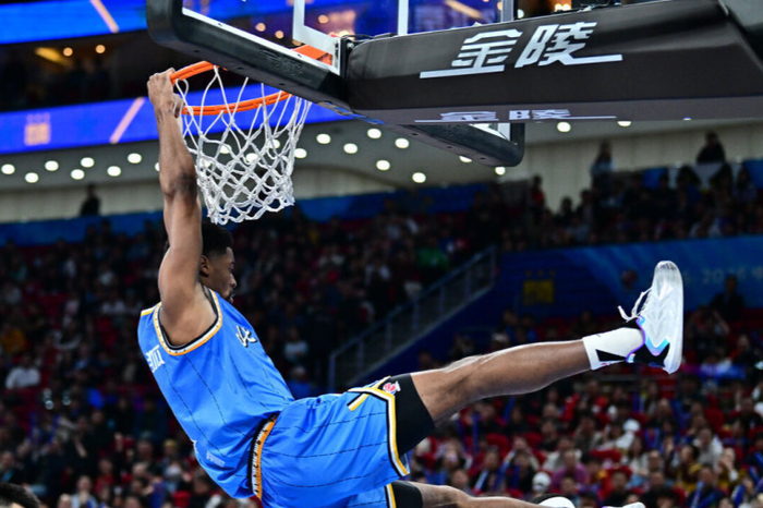 北京队杰曼陈盈骏联手逆转南京队，末节发力锁