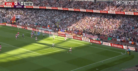 埃泽角球破门助阿森纳创英超角球进球纪录